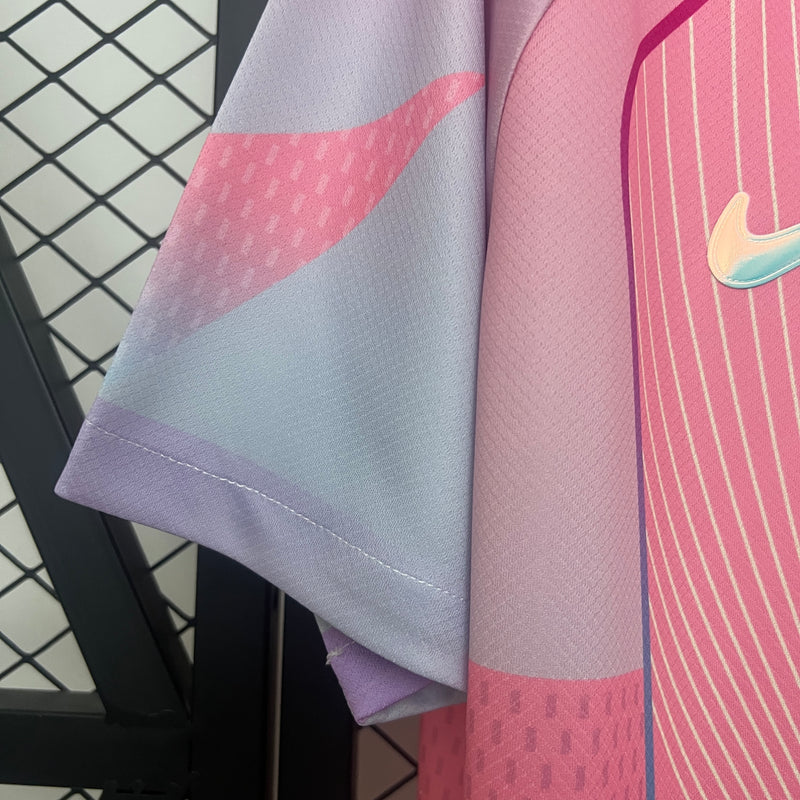CAMISOLA BARCELONA EDIÇÃO ESPECIAL ROSA 25/26 - HOMEM