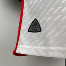 CAMISOLA BAYERN DE MUNICH I 23/24 homem (VERSÃO JOGADOR)