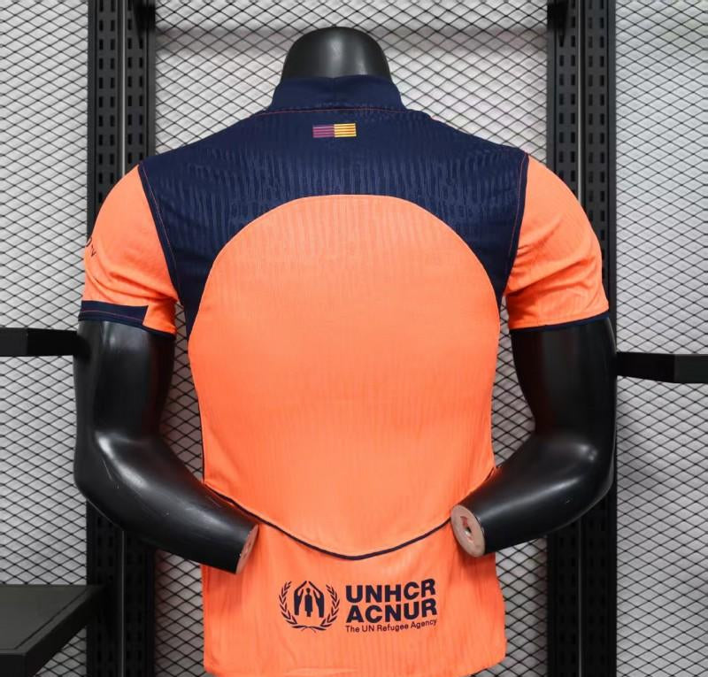 CAMISOLA BARCELONA III 2526 VERSÃO JOGADOR – EDIÇÃO TOTAL 90