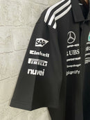CAMISOLA F1 MERCEDES x ADIDAS 2025 POLO – PRETO