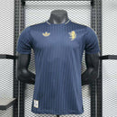 CAMISOLA JUVENTUS TERRACE ICONS 2025 (VERSÃO JOGADOR)