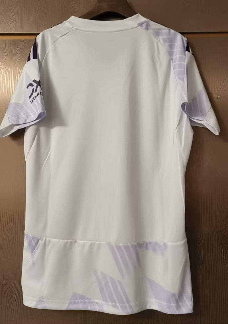 CAMISOLA MANCHESTER UNITED II 25/26 - MULHER