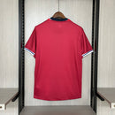 CAMISOLA NORUEGA I 2425 HOMEM – DESIGN INSPIRADO NA BANDEIRA NACIONAL