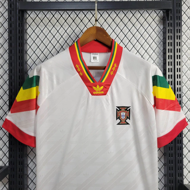 CAMISOLA RETRÔ SELEÇÃO PORTUGUESA 92/94 – EQUIPAMENTO SECUNDÁRIO HISTÓRICO MASCULINO