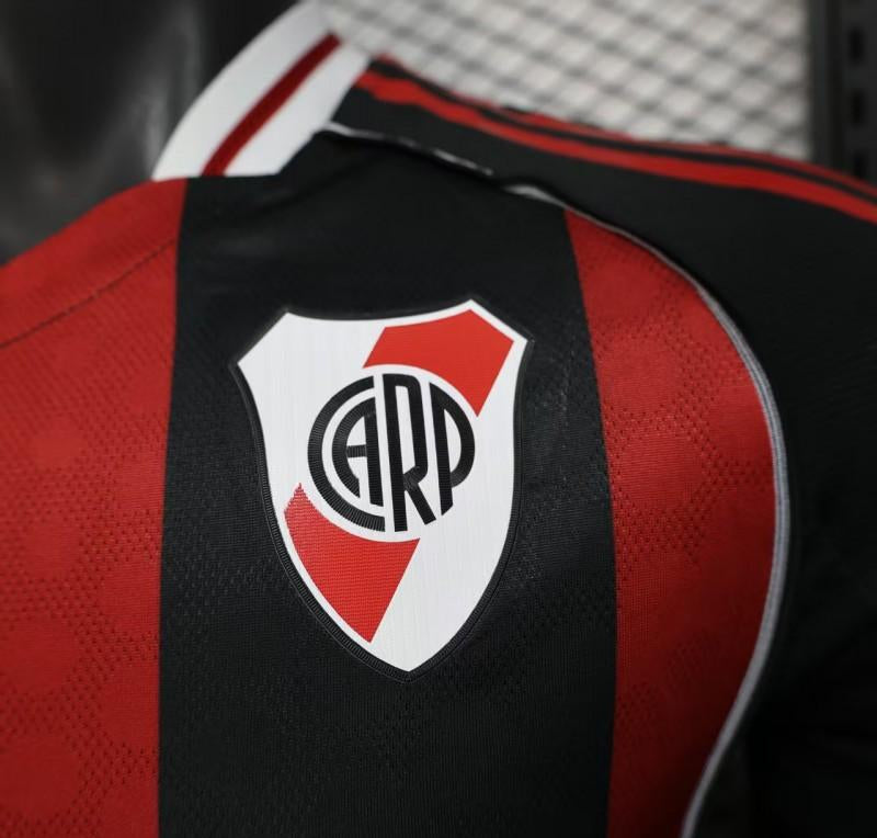 CAMISOLA RIVER PLATE II 2526 HOMEM (VERSÃO JOGADOR)