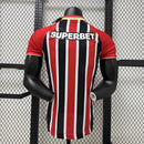 CAMISOLA SÃO PAULO II 2526 HOMEM (VERSÃO JOGADOR)  MANTO LISTRADO PREMIUM NEW BALANCE