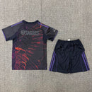 CAMISOLA SL BENFICA X VHILS EDIÇÃO ESPECIAL 25/26 - CONJUNTO INFANTIL