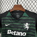 CAMISOLA SPORTING CP CHRISTMAS 25/26 EDIÇÃO ESPECIAL CONJUNTO INFANTIL