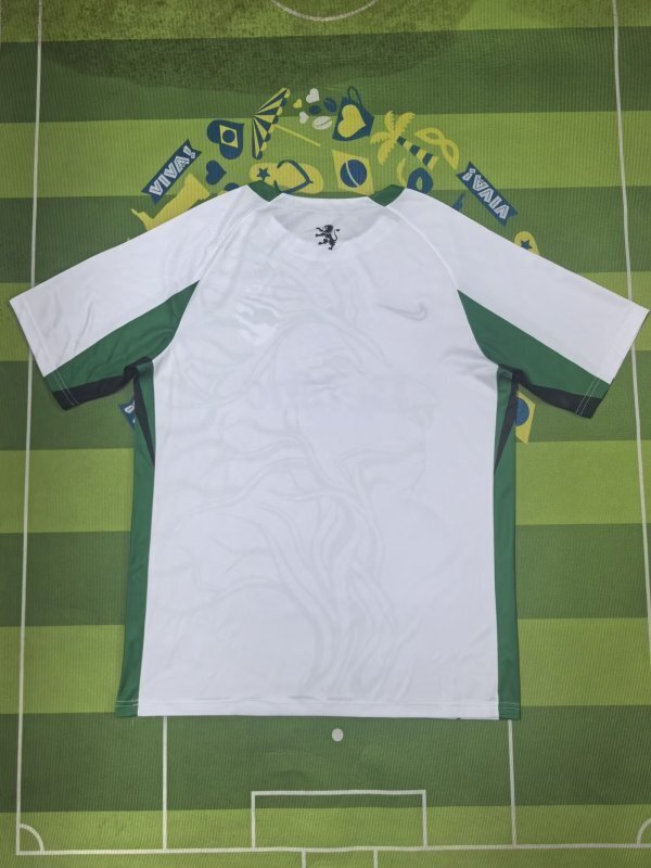 CAMISOLA SPORTING CP EDIÇÃO ESPECIAL LEÃO 25/26 - Homem