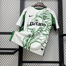 CAMISOLA SPORTING CP EDIÇÃO ESPECIAL LEÃO 25/26 - Homem