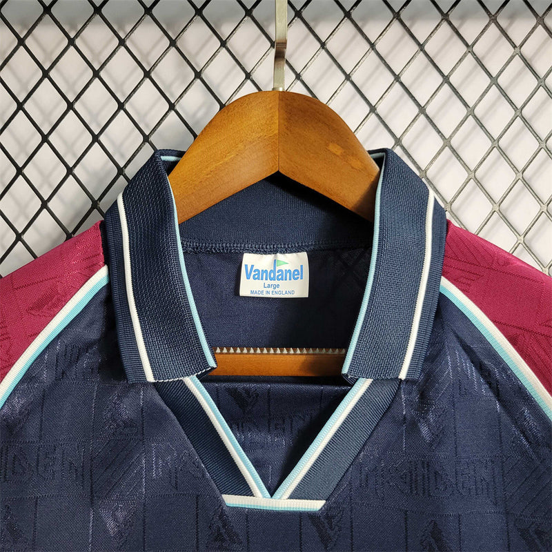 CAMISOLA WEST HAM X IRON MAIDEN HOME I 99/01 HOMEM (RETRO)