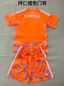 CAMISOLA BAYERN DE MUNICH GUARDA REDES 26/27 CONJUNTO INFANTIL - LARANJA