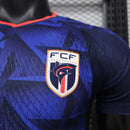 CAMISOLA CABO VERDE PRINCIPAL 26/27 COPA DO MUNDO 2026 - HOMEM - (VERSÃO JOGADOR)