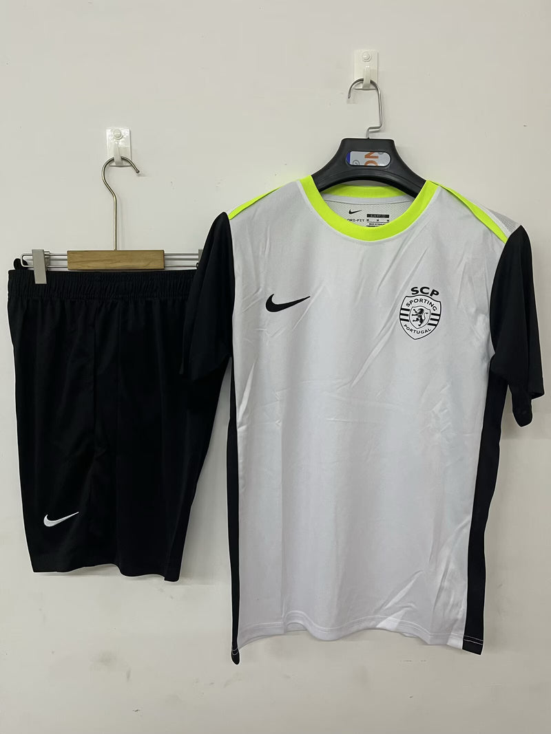 CAMISOLA + CALÇÃO SPORTING CP TREINO 25/26 - HOMEM (EQUIPAMENTO DE TREINAMENTO)