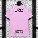 CAMISOLA VITÓRIA GUIMARÃES OUTUBRO ROSA 26/27 - HOMEM