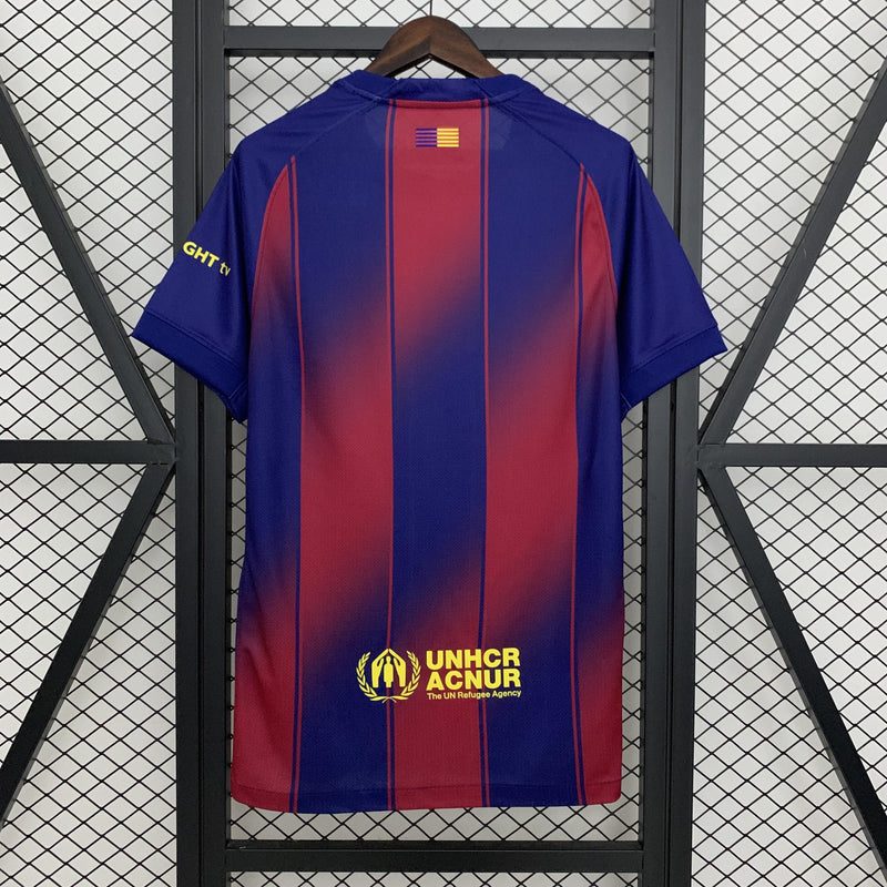 Camisola Barcelona I 25/26 Homem – Modelo Principal Azul e Grená