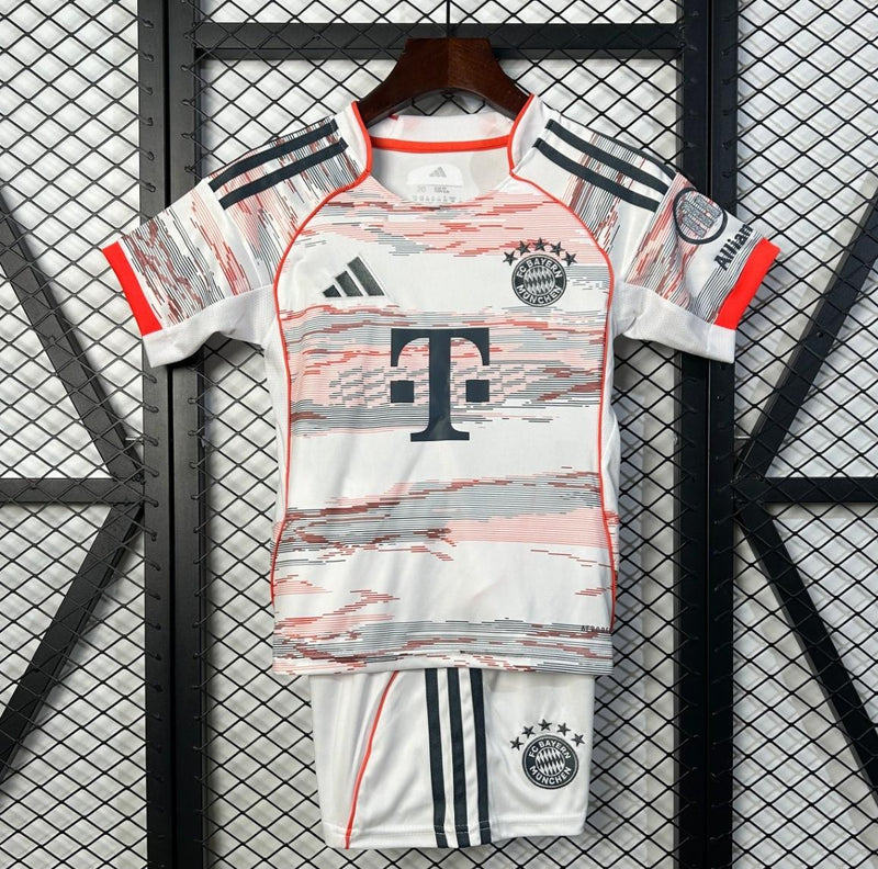 Camisola Bayern de Munich II 2526 Conjunto Infantil