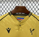 Camisola Crystal Palace II 2526 – Dourada Oficial Masculina