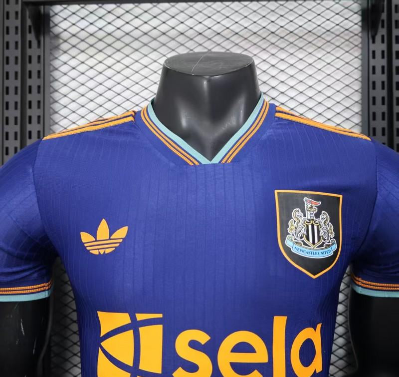 Camisola Newcastle III 2526 Homem (Versão Jogador)