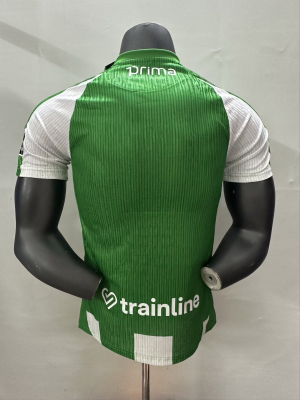 Camisola Real Betis I 2526 Versão Jogador  Modelo Titular Verde e Branco  Réplica Tailandesa Premium