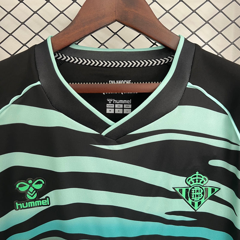 Camisola Real Betis III 2526  Terceiro Uniforme Preto e Verde-Menta