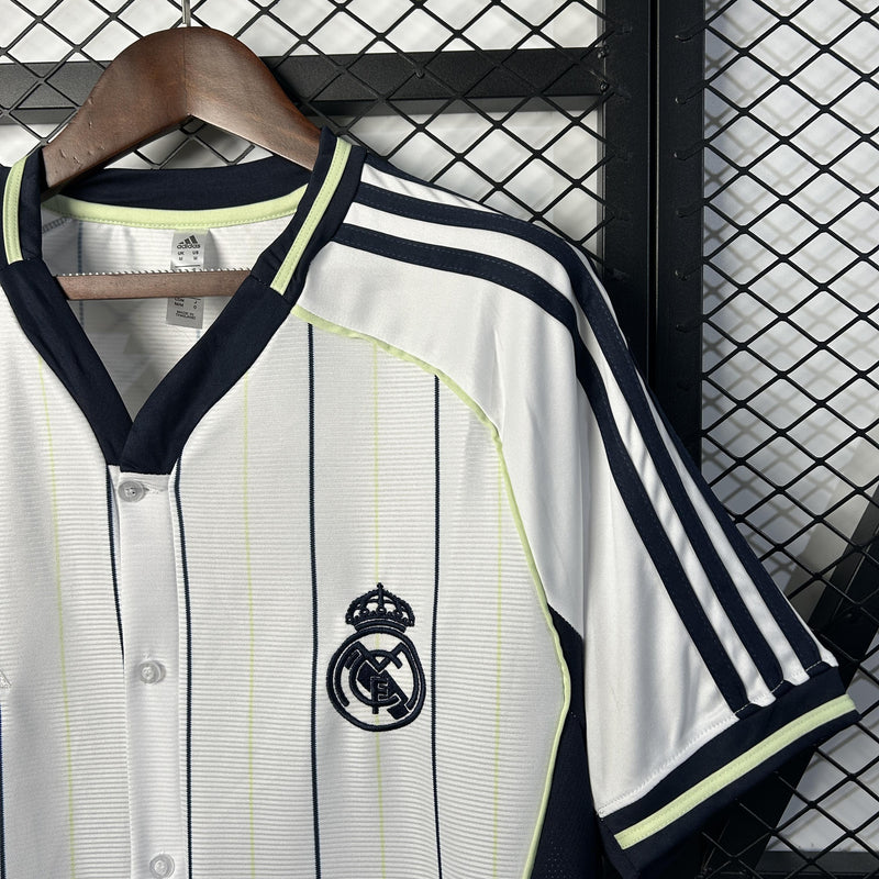 Camisola Real Madrid 25/26 US Pack Viagem – Branco Edição Especial 