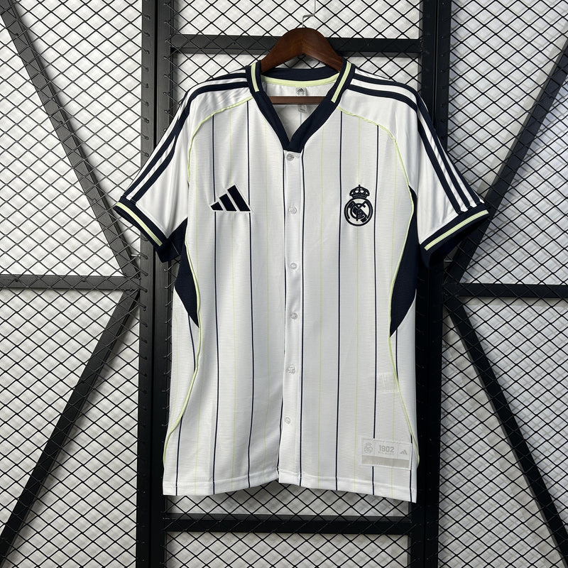 Camisola Real Madrid 25/26 US Pack Viagem – Branco Edição Especial 