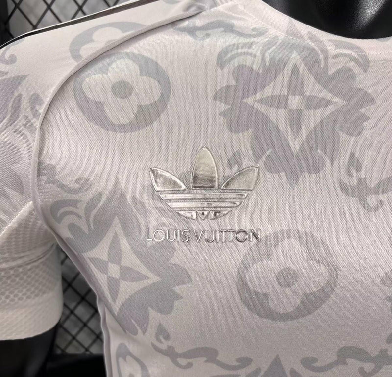 Camisola Real Madrid x Louis Vuitton 25/26 - Versão Jogador Homem