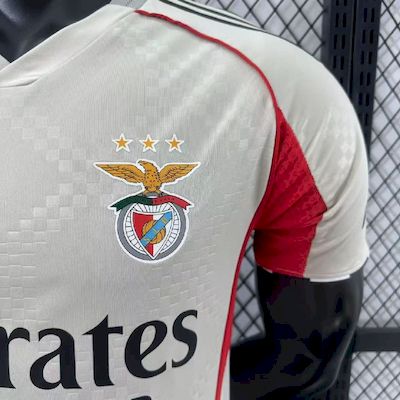 Camisola SL Benfica Alternativa Bege 25/26 Versão Jogador - Fornecedor