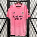 CAMISOLA SL BENFICA GUARDA REDES 25/26 ROSA - Homem