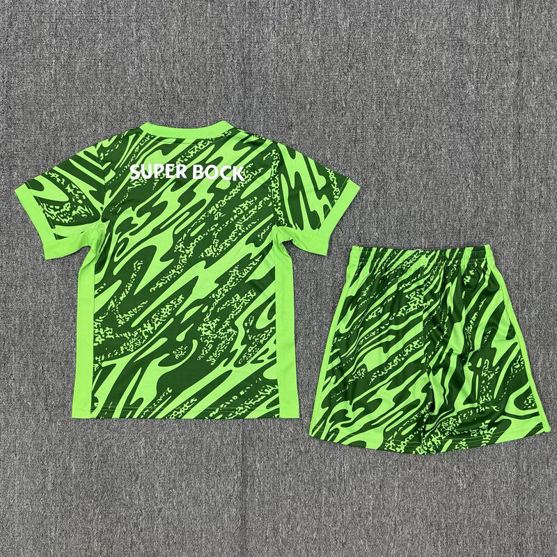 Camisola Sporting CP GR Verde 2526 – Conjunto Infantil Guarda-Redes
