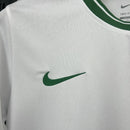 Camisola Sporting Stromp 25/26 – Equipamento Alternativo Branco e Verde Masculino