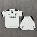 Camisola Vitória de Guimarães I 25/26 – Conjunto Infantil do Equipamento Principal