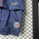 Conjunto Infantil Paris Saint-Germain I 25/26 – Camisola e Calção PSG Criança