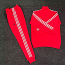 Fato de Treino SL Benfica x adidas Originals ICON 25/26 – Vermelho Unissexo | Estilo Retro e Conforto Moderno